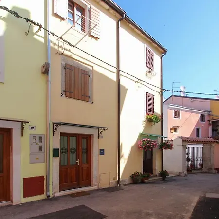 Διαμέρισμα Laura