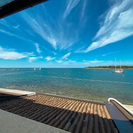 Laura Διαμέρισμα